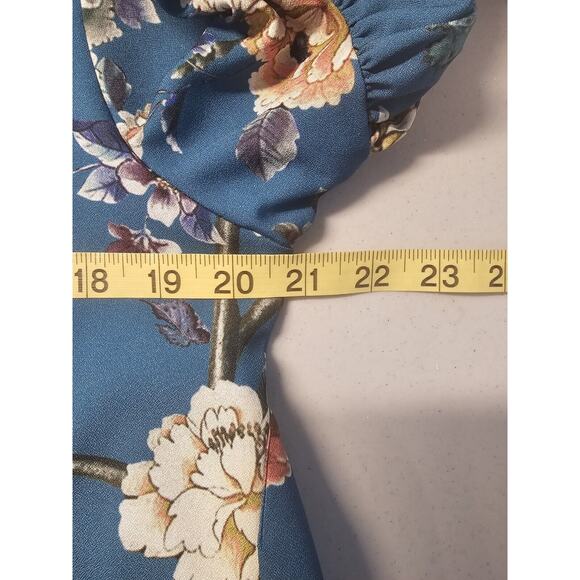 Bryn Walker Diego Tunic Teal Blue Floral Size Medium Bell Sleeves - Picture 9 of 13